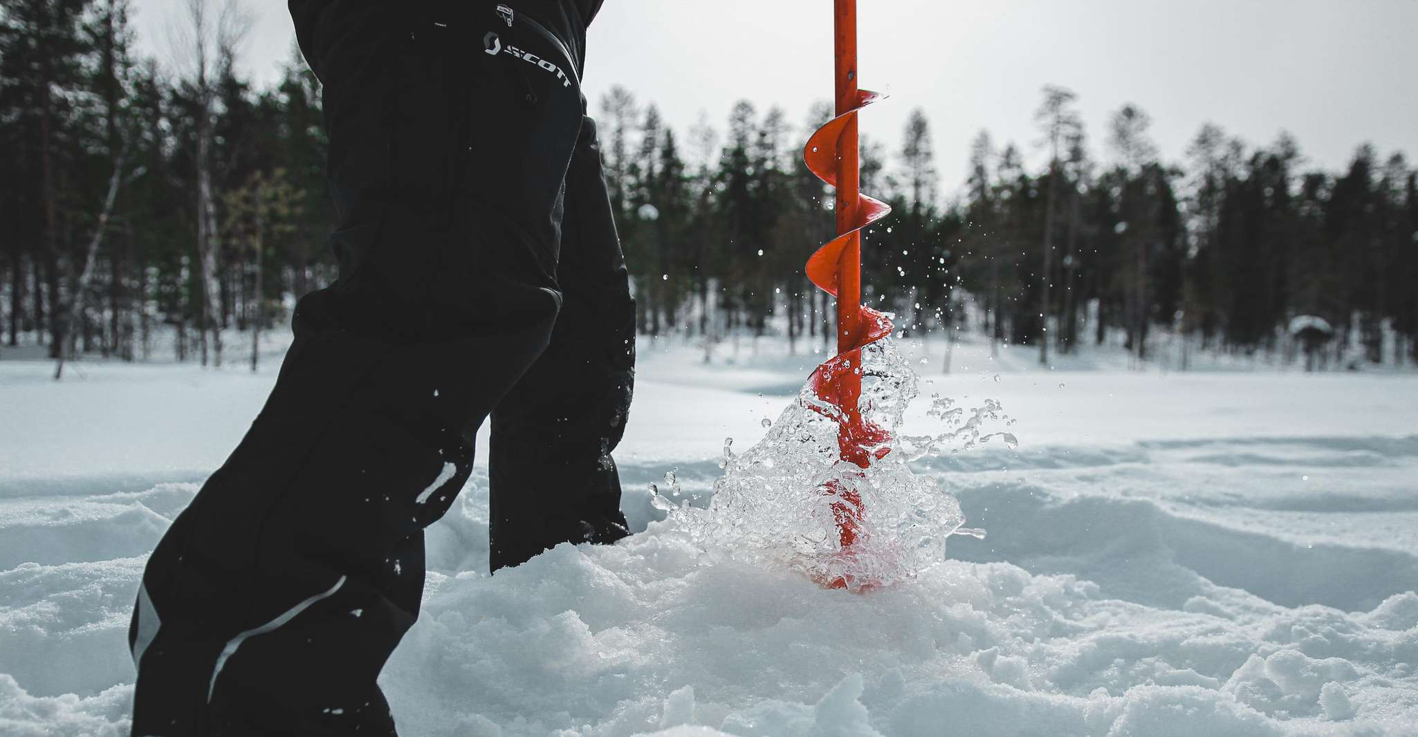 Saariselkä, expérience de pêche sur glace arctique - Hizvo