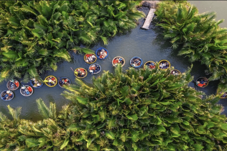 Hoi An: Market Tour, Cooking Class, and Basket Boat