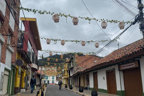 Bogotá City Sightseeing Tour Express Monserrate with Tickets