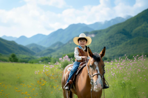 Tiflis: Kazbegi-Gebirge 2-Tages-Tour mit Reiten