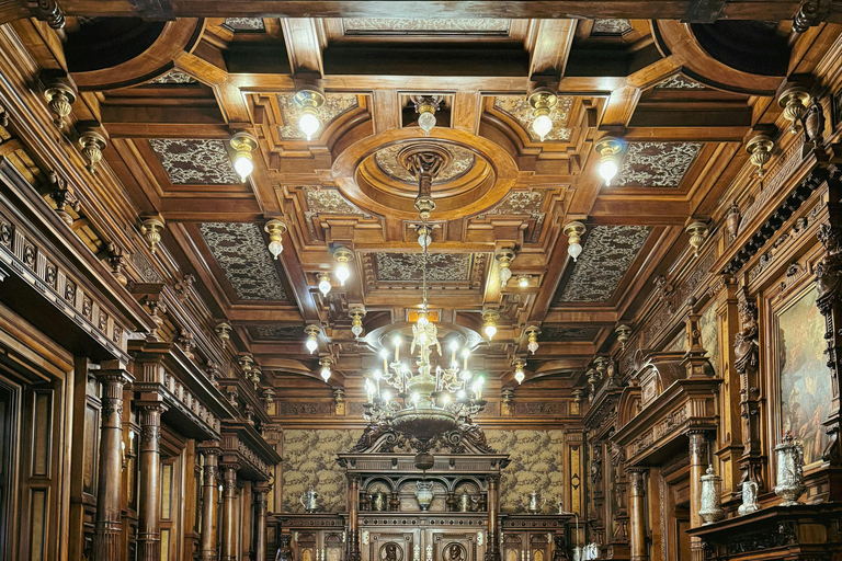 Depuis Bucarest : Excursion au château de Peles et à Brasov