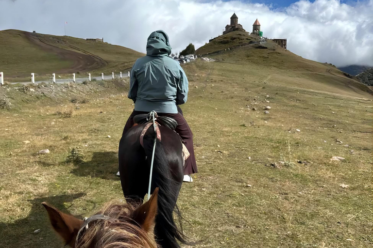 From Tbilisi: 2-Day Kazbegi Tour with Horse Riding