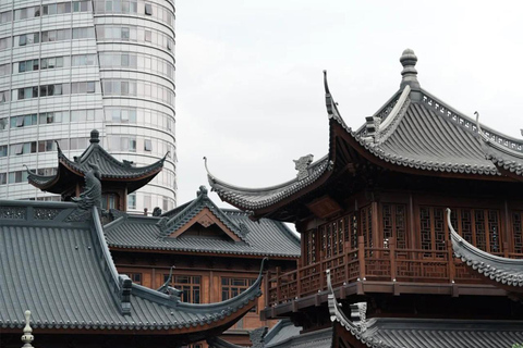 Shanghai: Jade Buddha Temple and Local Food Tour