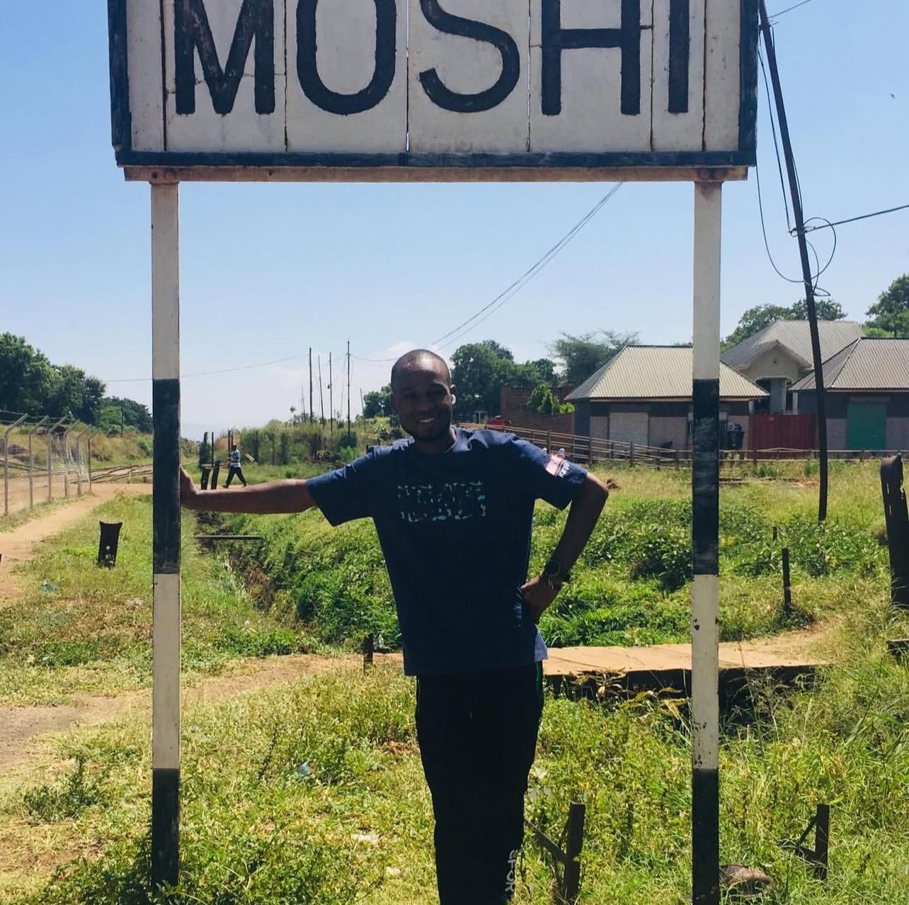 Moshi oder Arusha: Geführte Stadtrundfahrt, Markt und Shopping