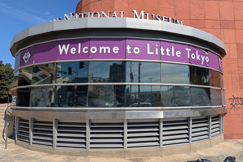 Los Angeles: Little Tokyo, Murals and Skyline