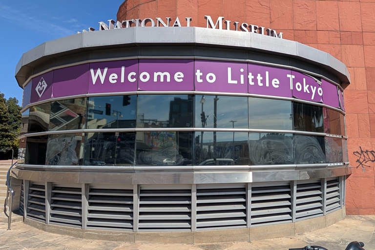 Los Angeles: Little Tokyo, Murals and Skyline