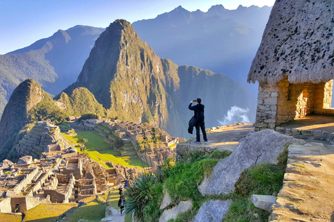 From Cusco: Excursion to Machu Picchu with Train included From Cusco: Day Trip to Machu Picchu with Train Included