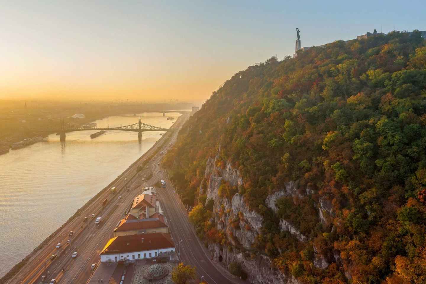 Budapest: Gellrt Hill Guided Walking Tour - Budapest: Gellért Hill Guided Walking Tour