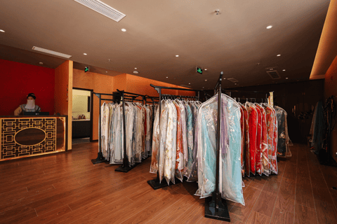 Shanghai: Royal Cultural Dinner Show – SHUYANFU VIP Seat – Rows 2