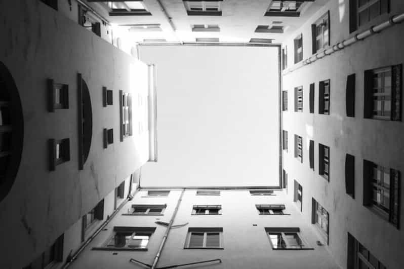 Lyon: Traboules & Resistance, visit on Croix-Rousse slopes