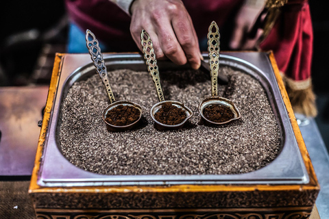 Istanbul: Baklava Backstreets Food Tour with 12+ Tastings