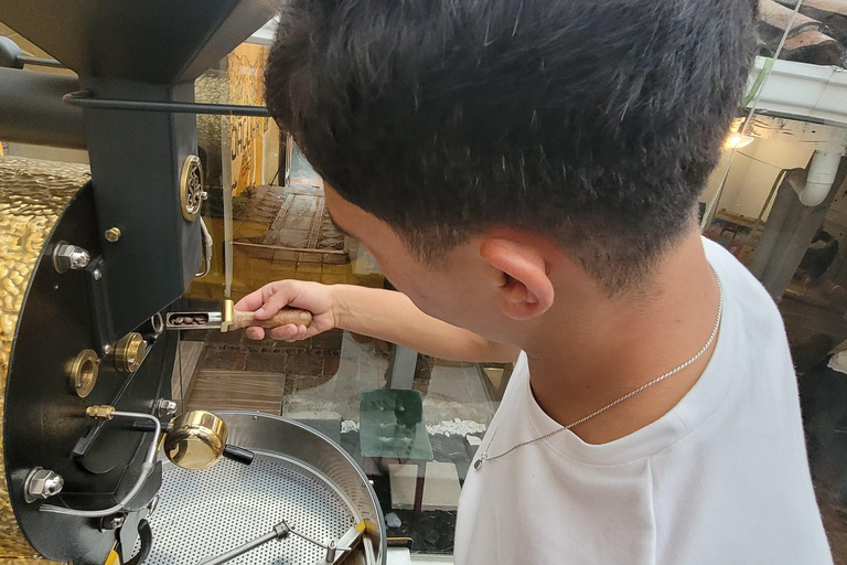 Bogota: Roasting Experience Tour with Exotic Coffee