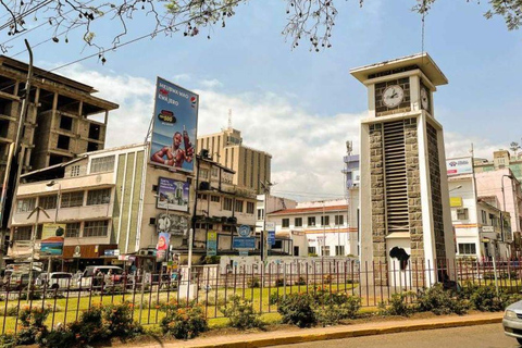 رحلة سفاري لمدة يومين لمشاهدة عجائب الطبيعة الأفريقية