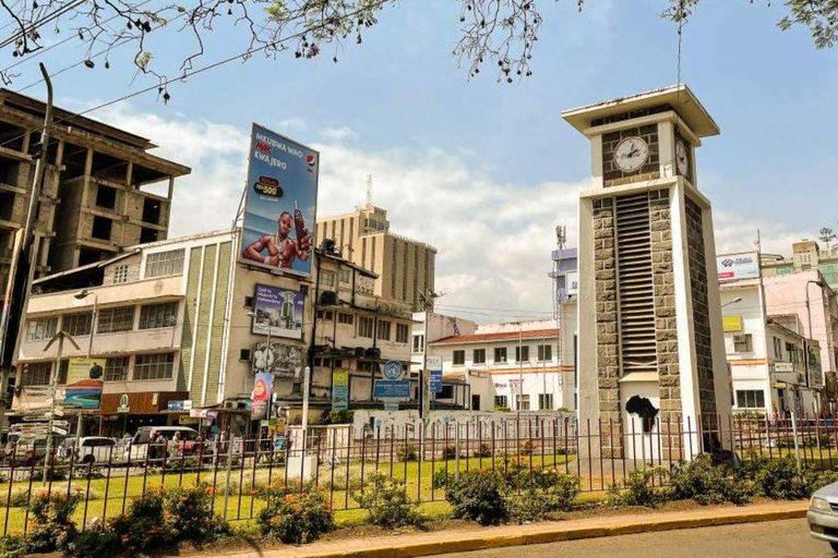 رحلة سفاري لمدة يومين لمشاهدة عجائب الطبيعة الأفريقية