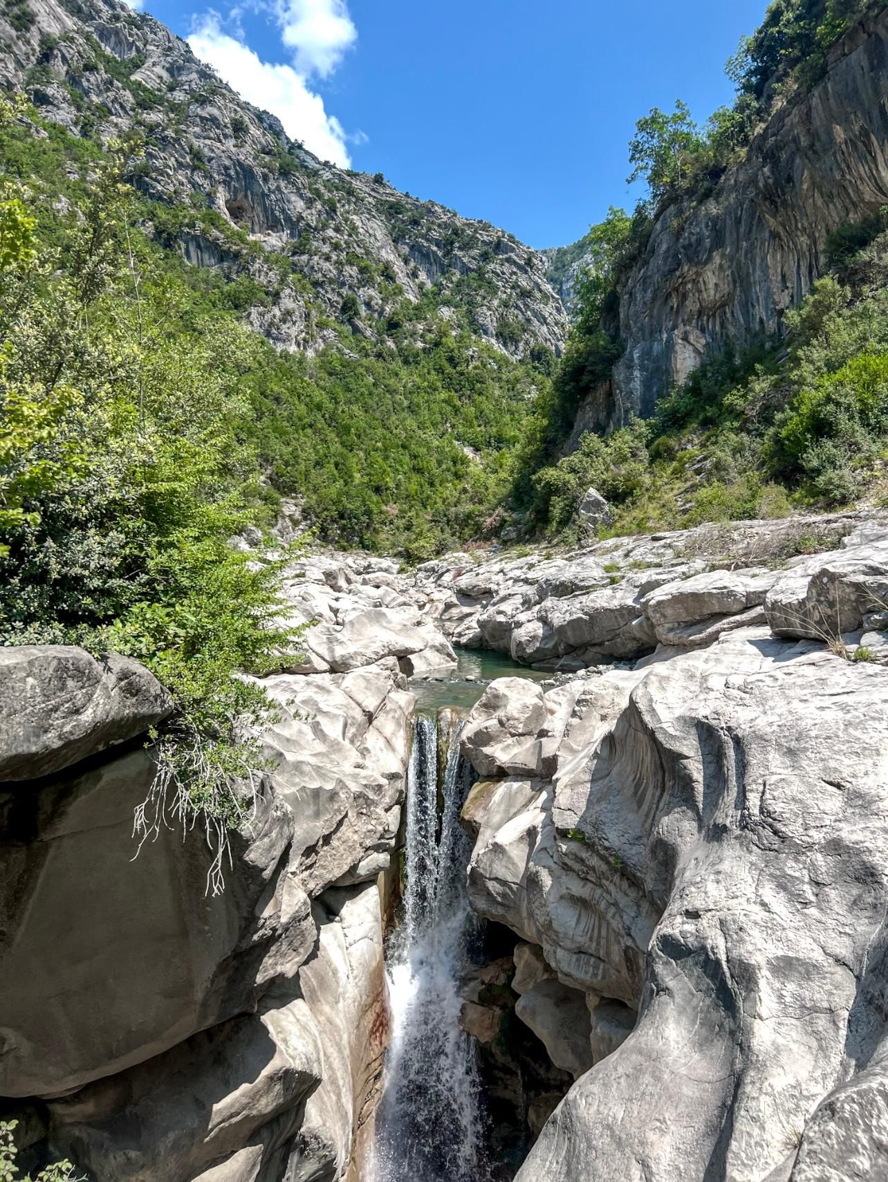 Wanderung durch die Zeza-Schlucht (geheimer Tipp) ab Tirana