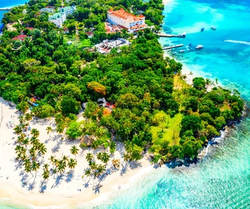 Punta Cana: Samana, Bacardi Island and El Limon Day Tour