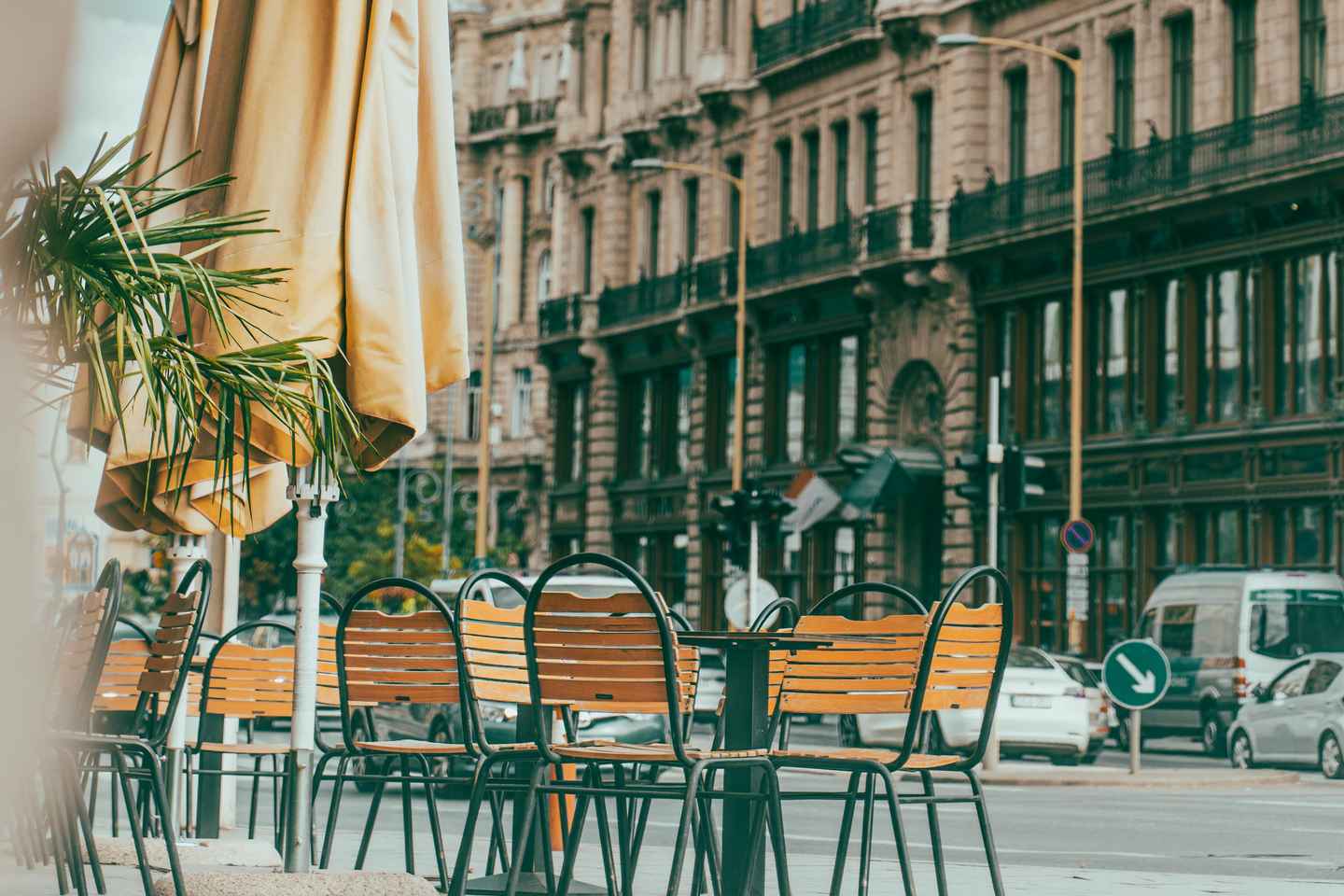 Budapest Grand Café: History, Photo & Taste tour