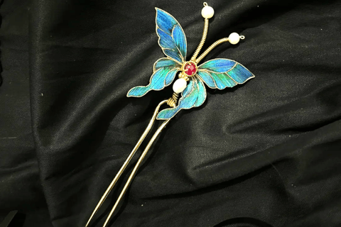 Guangzhou: Feather Inlay DIY Experience Goose Feathers