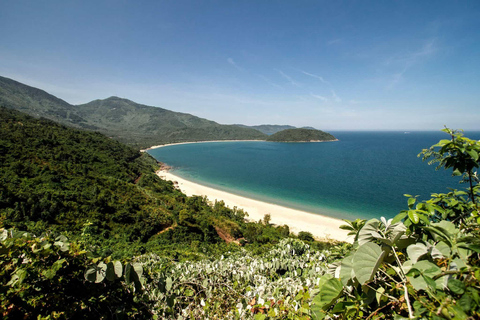 De Da Nang/Hoi An : Visite de luxe de la ville de Hué avec le col de Hai VanVisite avec droits d&#039;entrée