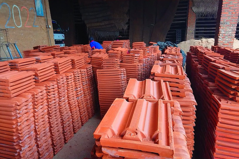 From Negombo: Private Tuk-Tuk Tour to Clay Tile Factory