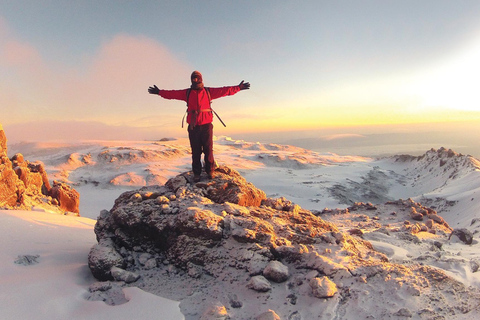 Scale Mt Kenya's Point Lenana Summit On This 6 Day Trekking