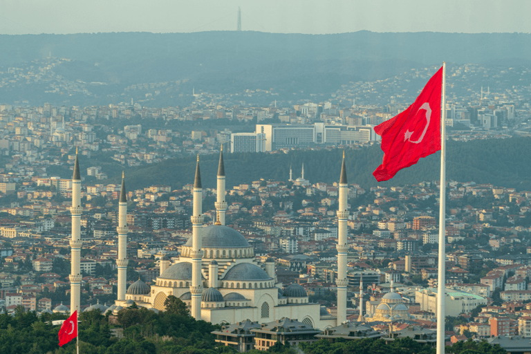 Istanbul Discovery: 3 Nights Hotel Stay & Private Tour Istanbul 3-Night Private Tour & Bosphorus Dinner Cruise