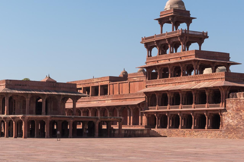 From Delhi: Taj mahal, Agra Fort, Fatehpur Sikri Tour by Car Car + Guide + Monuments Tickets + Lunch