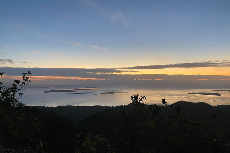 Puerto Princesa: Trekking all&#039;alba sul monte Magarwak