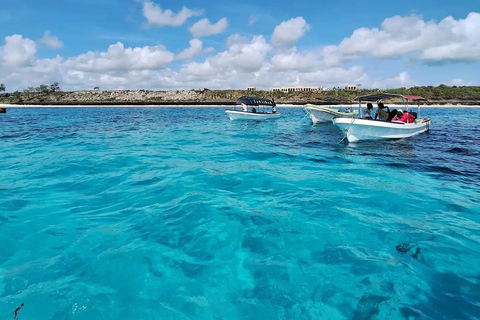 Sansibar: Blaue Lagune, Seesterne, Paje Strand und Maalum HöhleSansibar: Blaue Lagune, Seesterne, Jambiani und Maalum-Höhle