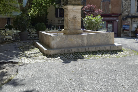 LUBERON : Gordes, Roussillon with Ochre trail & Sorgue river