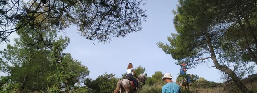 Balade à cheval dans la campagne de Gjinofshat