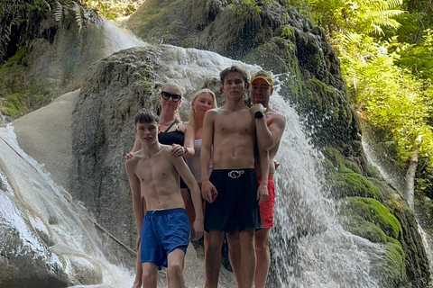 Chiang Mai: viagem de 1 dia com aventura na cascata Sticky e tirolesaChiang Mai: Viagem de 1 dia com aventura na cascata Sticky e tirolesa