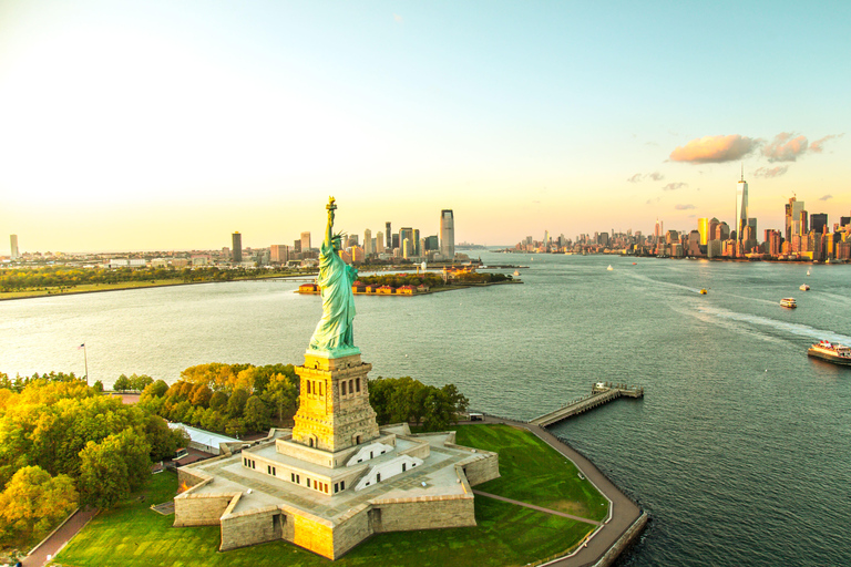 New York : Ellis Island et statue de la LibertéVisite en anglais