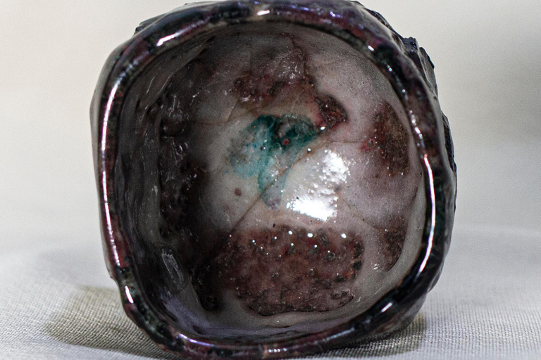 Jabal Lwiebdeh Amman: Japanese Pottery (Kurinuki)