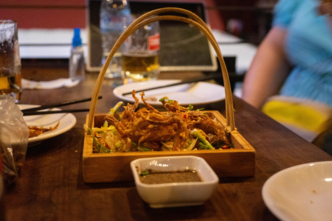 Phnom Penh: Sunset Cruise & Evening Food Tour