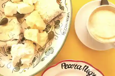 Exclusive Food Tour in Menton -3 hours- small group