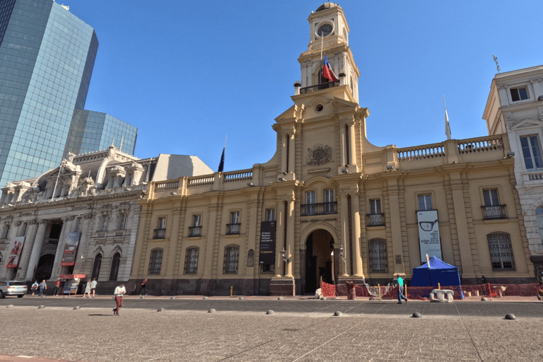 Dia Completo en Santiago: Museo+San Cristobal+Stadtführung