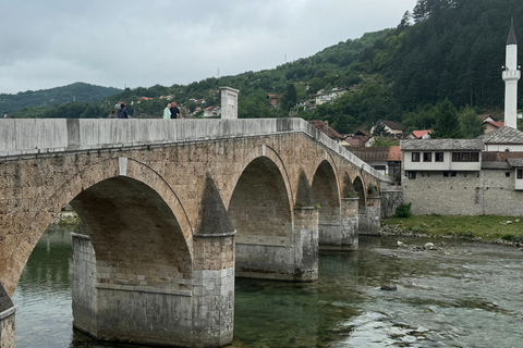 Tour esplorativo della Bosnia: I punti salienti di Mostar e il bunker di Tito