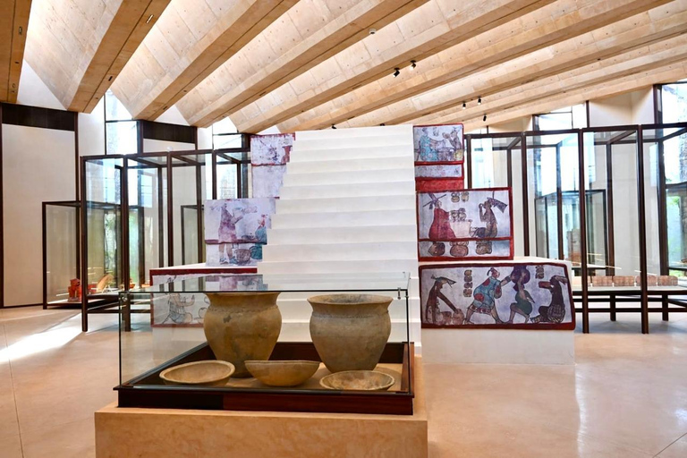 Tulum Archaeological Zone and Jaguar Park With Transfer and Lunch