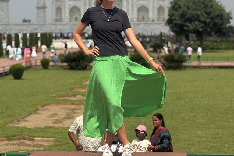 Wycieczka po Tadź Mahal, Czerwonym Forcie i grobowcu Itimada z Delhi z 5-gwiazdkowym obiademZ Delhi: prywatny samochód i przewodnik na wycieczkę (bez biletów i lunchu)