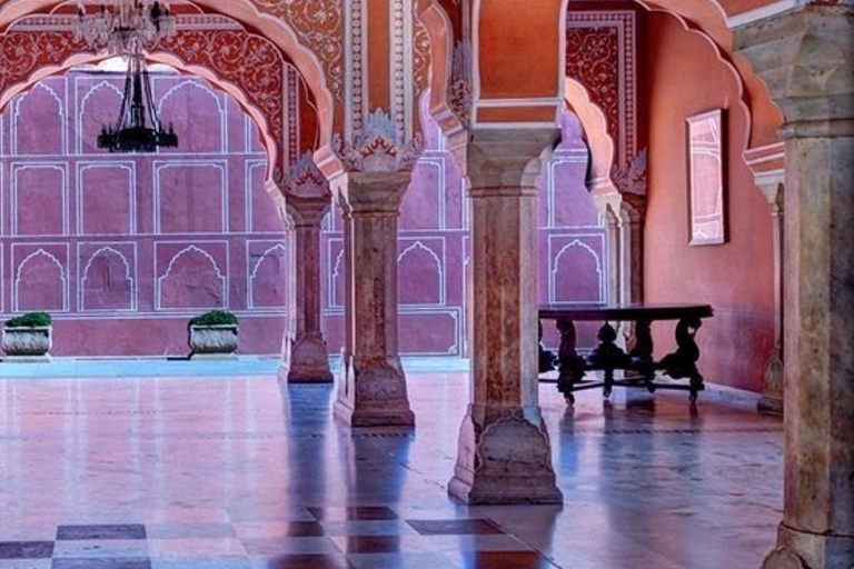 Jaipur Half-Day Tour Amer Fort, Jal Mahal & hawa mahal. Jaipur Half-Day Tour with driver