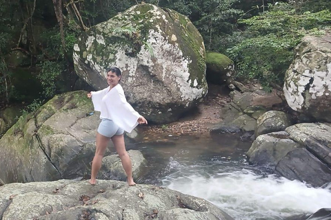 ELLA Lipton Seat Tea Test & Pluck 9Arch, Waterfalls, & Food Lipton's Seat, Little Adam Peak, 9 Arch, Ravana Waterfalls