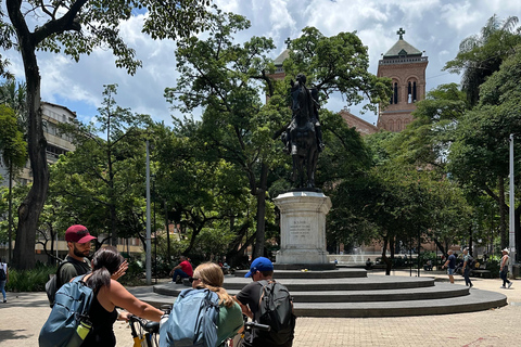 City Tour Express di un&#039;ora e mezza in bicicletta elettrica a Medellín