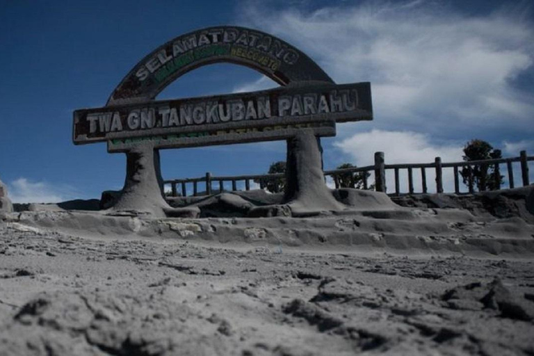 From Jakarta: Bandung Day Trip with Guide and Transport