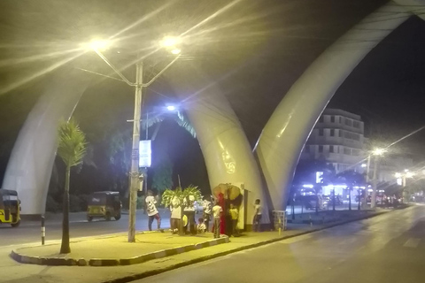 Mombasa: Nightlife Tour with Wine Tasting and Dinner
