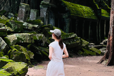 Angkor Wat Private Photography Guide Tour with Hotel Pick-up Private Photography Tour (With Guide)