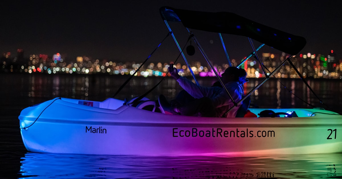 San Diego: Night Date Glow Pedal Boat With Downtown Views 