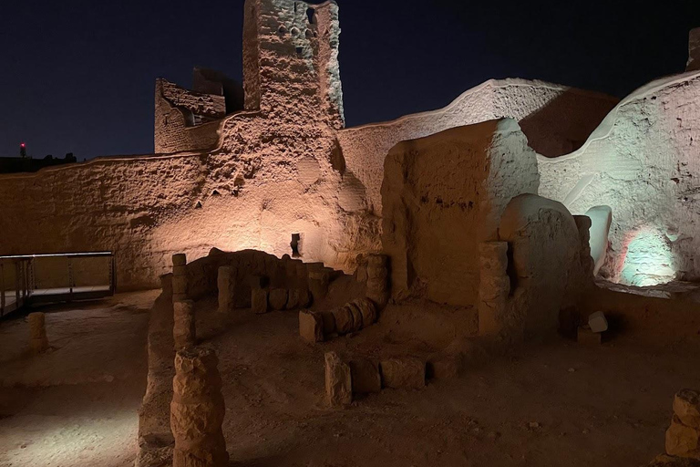 Descubra o rico patrimônio de Diriyah, a cidade da Terra.