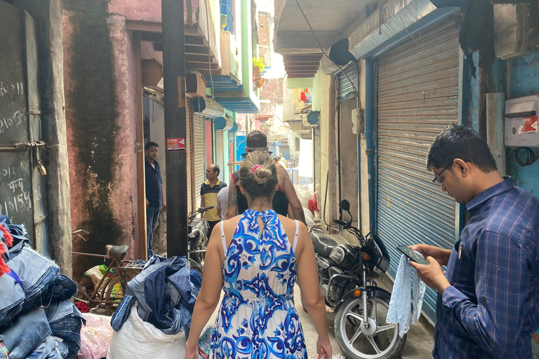 Slum Tour - Sanjay Colony Slum Wandeltour met gids in DELHI