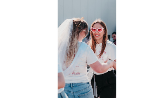Sevilla: Rooftop Salsa Class with Bottomless Sangria